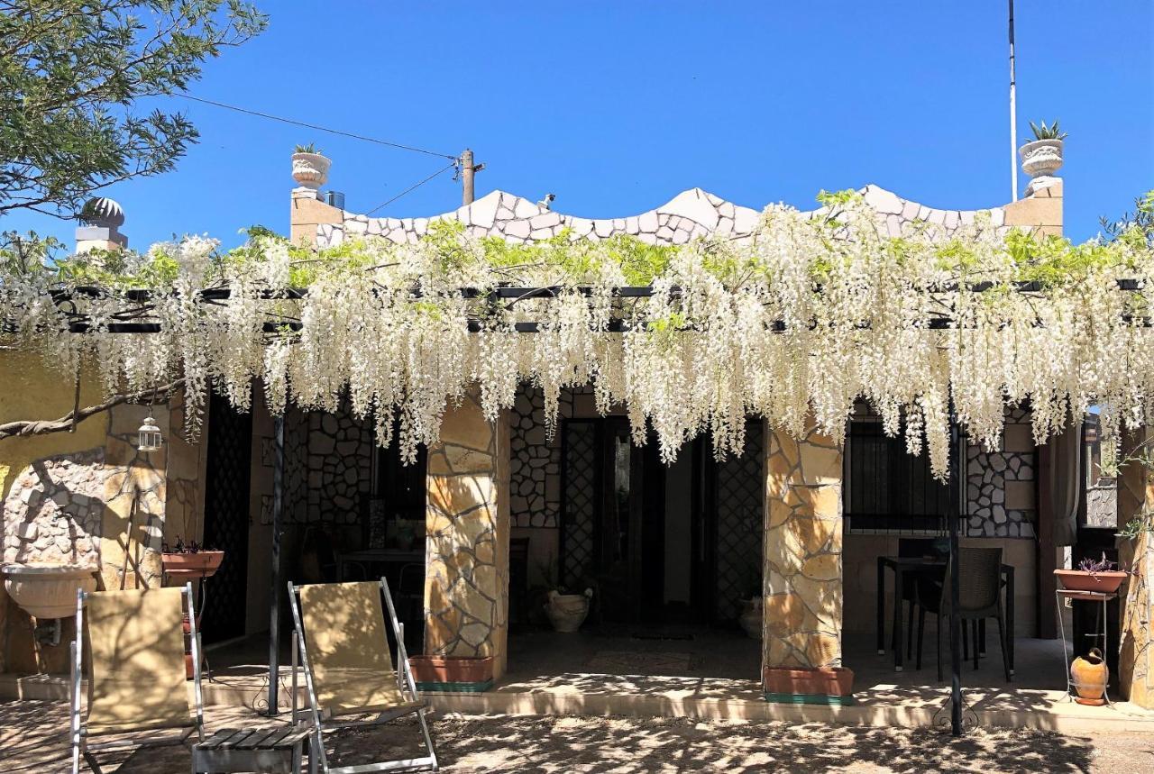 B&B Mandorla Amara Gioia Del Colle Εξωτερικό φωτογραφία